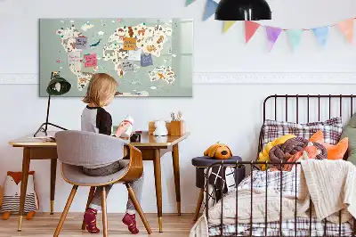 Beschreibbare Magnettafel in Form einer Tierweltkarte