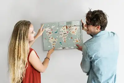 Beschreibbare Magnettafel in Form einer Tierweltkarte