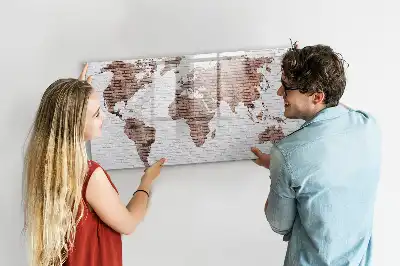 Beschreibbare Weltkarte auf Ziegeln