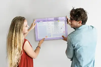 Schreib-Magnettafel in der Farbe Rosa als Jahresplaner