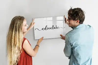 Beschreibbare Magnettafel mit Text Abenteuer-Design