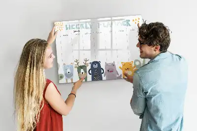 Beschreibbare Magnettafel als Wochenplaner für Kinder