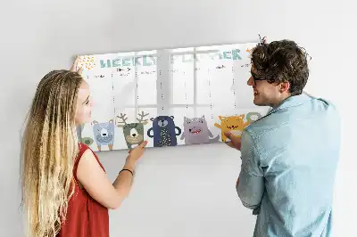 Beschreibbare Magnettafel als Wochenplaner für Kinder