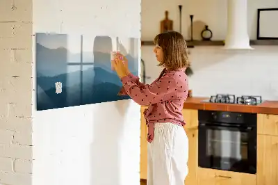 Beschreibbare Magnettafel mit abstraktem Landschaftsmotiv