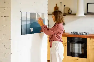 Beschreibbare Magnettafel mit abstraktem Landschaftsmotiv