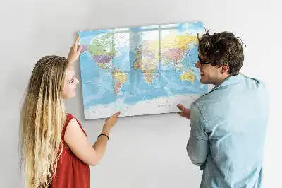 Politische Weltkarte mit magnetischer Schreiboberfläche