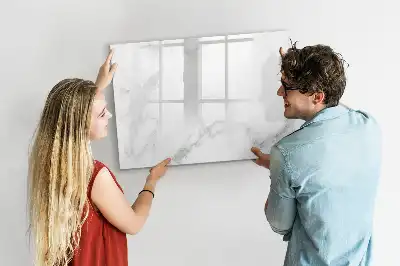 Beschreibbare Magnettafel in Marmoroptik