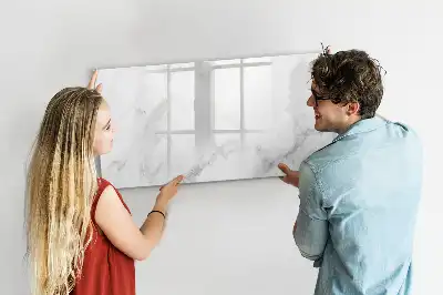 Beschreibbare Magnettafel in Marmoroptik