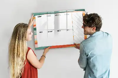 Schreib-Magnettafel als praktischer Retro-Wochenplaner