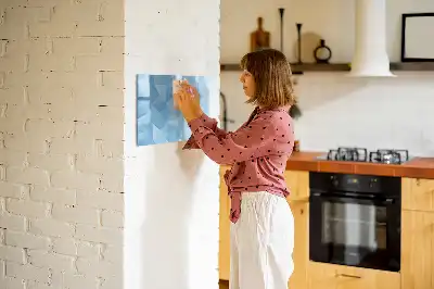 Schreib-Magnettafel mit abstraktem Dreieck-Motiv
