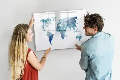 Beschreibbare Magnettafel in Form einer Weltkarte