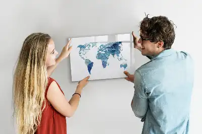 Beschreibbare Magnettafel in Form einer Weltkarte