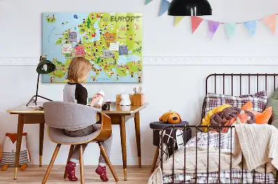 Schreib-Magnettafel mit Weltkarte und Flaggen