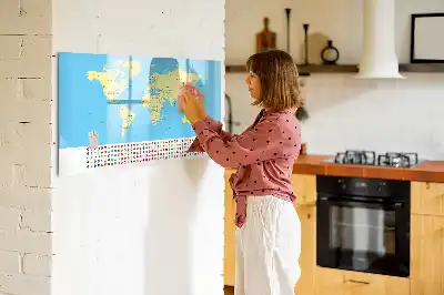 Schreib-Magnettafel in Form einer klassischen Weltkarte