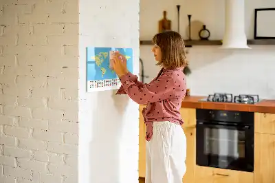 Schreib-Magnettafel in Form einer klassischen Weltkarte