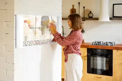Magnetische Weltkarte als beschreibbare Magnettafel