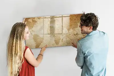 Beschreibbare Magnettafel mit Vintage Weltkartenmotiv