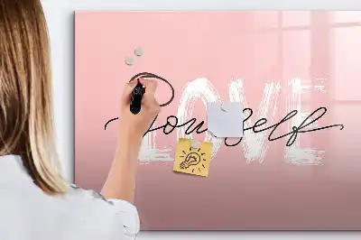 Beschreibbare Magnettafel mit dem Text Liebe dich selbst