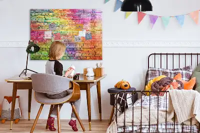Schreib-Magnettafel in Form einer bemalten Wand