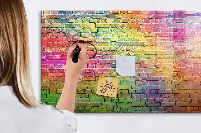 Schreib-Magnettafel in Form einer bemalten Wand