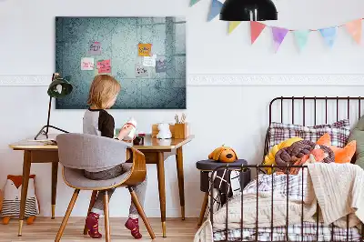 Beschreibbare Magnettafel im Design einer Vintage-Karte
