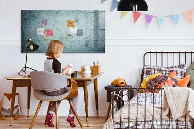 Beschreibbare Magnettafel im Design einer Vintage-Karte