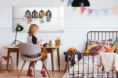 Beschreibbare Magnettafel mit dem Schriftzug Zuhause