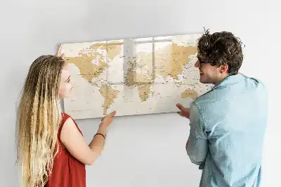 Politische Weltkarte als beschreibbare Magnettafel