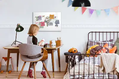 Beschreibbare Magnettafel in Form einer Banknotenkarte