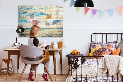 Schreib-Magnettafel in gestreiftem Holz-Design