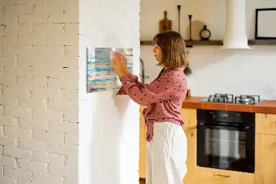 Schreib-Magnettafel in gestreiftem Holz-Design