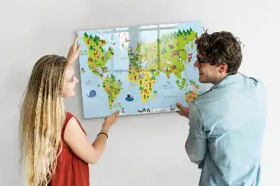 Kulturelle Weltkarte als beschreibbare Magnettafel