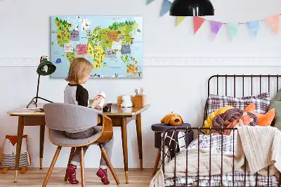 Kulturelle Weltkarte als beschreibbare Magnettafel