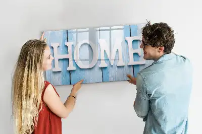 Beschreibbare Magnettafel im Design Text Zuhause