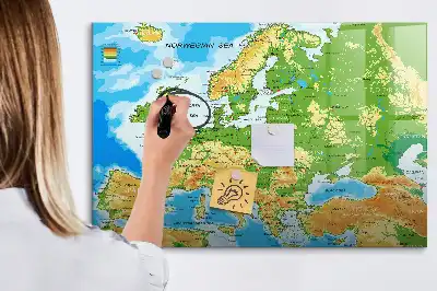 Geografische Weltkarte als beschreibbare Magnettafel