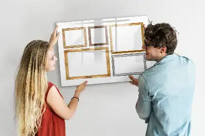 Beschreibbare Magnettafel mit goldenem Rahmen