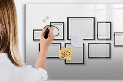 Magnetische Schreibtafel mit schwarzem Rahmen