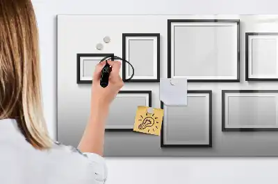 Magnetische Schreibtafel mit schwarzem Rahmen