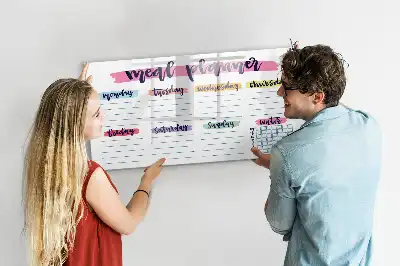 Beschreibbare Magnettafel für das Wochenmenü