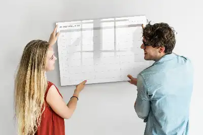 Schreib-Magnettafel in einfacher Menü-Ausführung