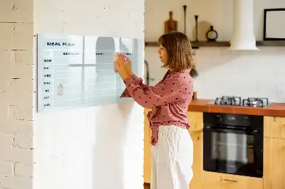 Beschreibbare Magnettafel in Pastell als Mahlzeitenplan