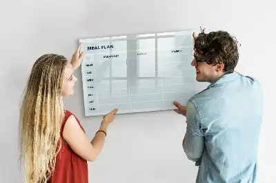 Beschreibbare Magnettafel in Pastell als Mahlzeitenplan