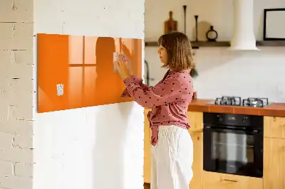Schreib-Magnettafel in der Farbe Orange