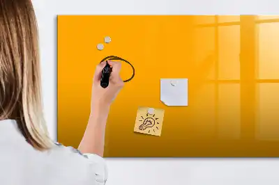 Beschreibbare Magnettafel in Goldgelb