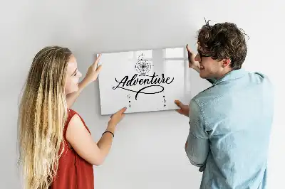 Schreib-Magnettafel mit Abenteuer-Motiv