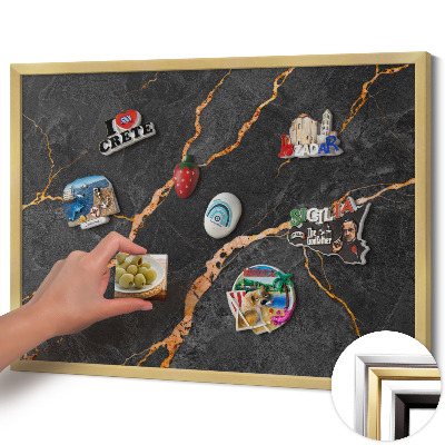 Magnettafel mit goldenem Rahmen Verzierter dunkler Marmor