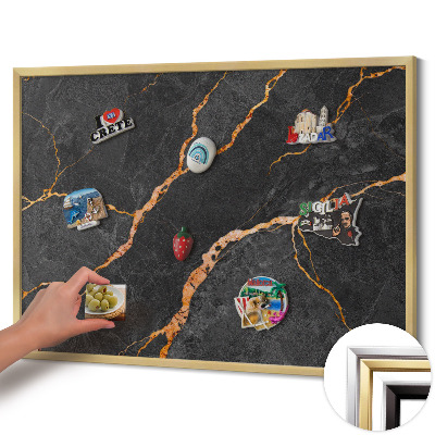 Magnettafel mit goldenem Rahmen Verzierter dunkler Marmor