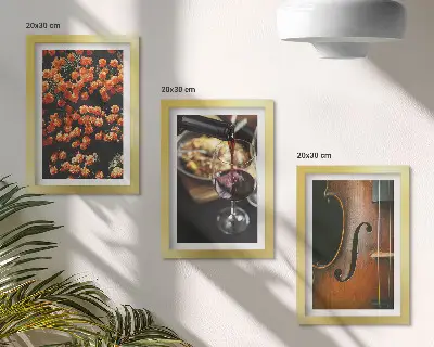 Bilderwand Vintage-Romantik mit Blumen, Wein und Violine