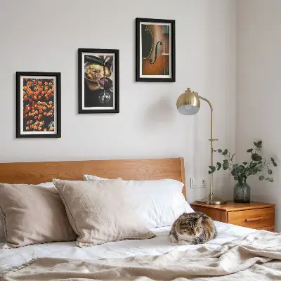 Bilderwand Vintage-Romantik mit Blumen, Wein und Violine