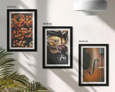 Bilderwand Vintage-Romantik mit Blumen, Wein und Violine